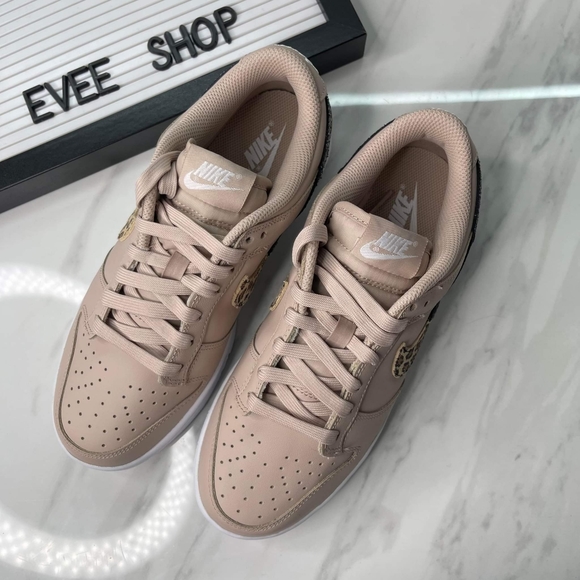 Nike Dunk Low - 🏜🐆 - Picture 2 of 4